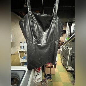 Torrid faux leather top Size 2 NWT